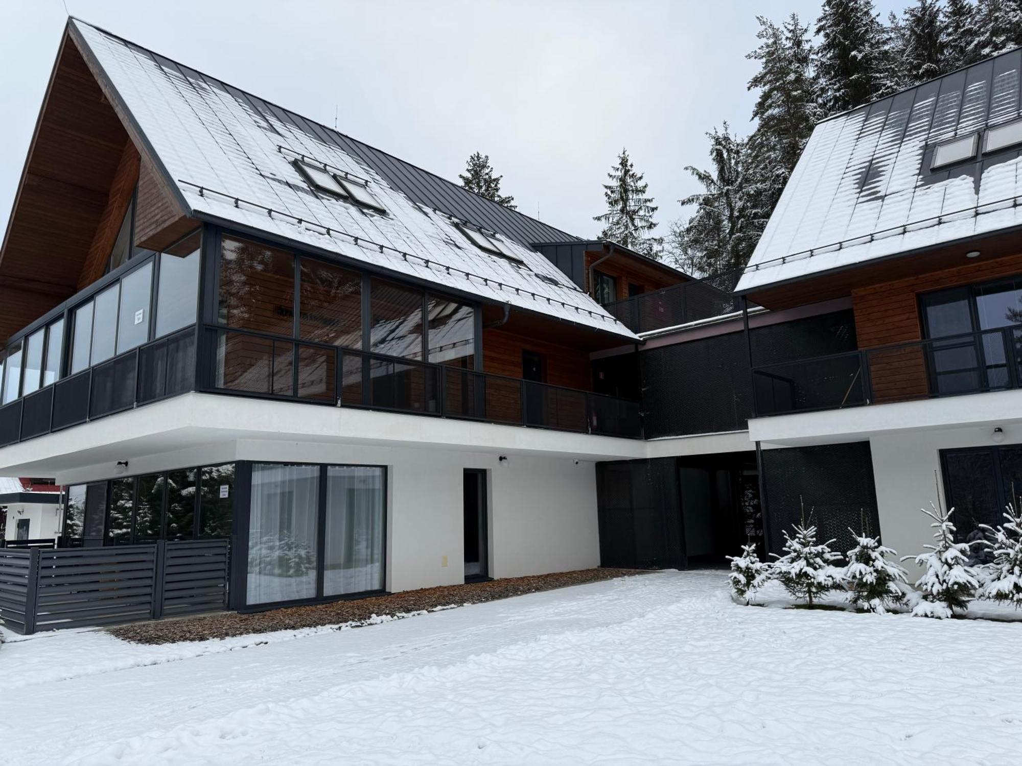 3 Apartmany Ski Jasna Demanovska Dolina Exteriör bild